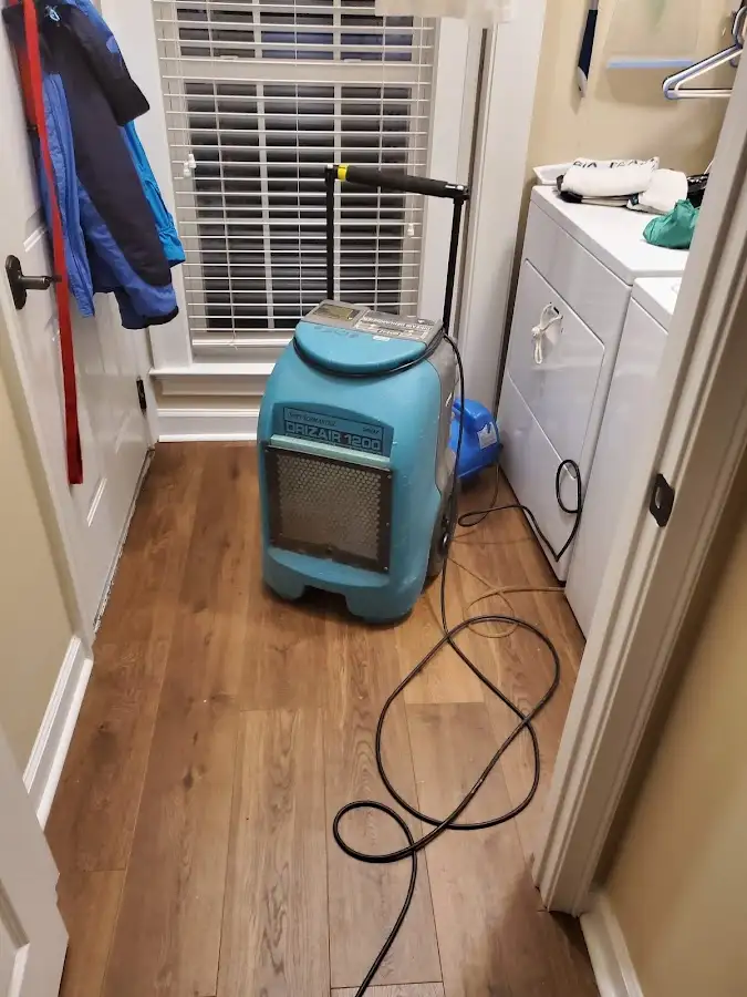 Commercial dehumidifier deployed for Crawl Space Restoration in Indian Hills